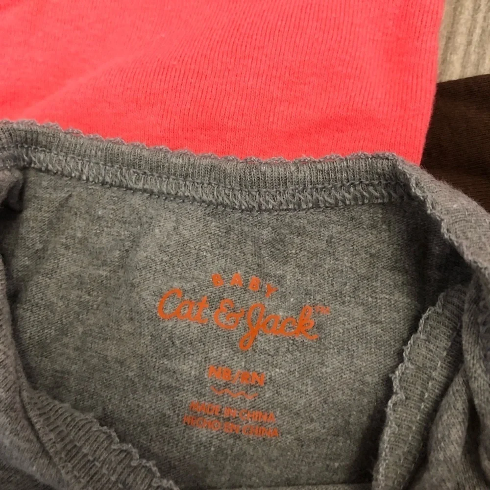 Carters Bundle of Plain and Printed Onesies‎ 3 Months